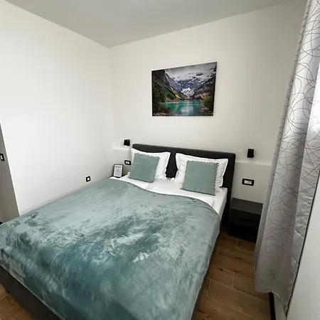 Apartment Crolivia Near Arena, Center Of Pula