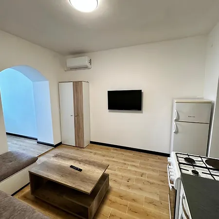 Crolivia Near Arena, Center Of Pula