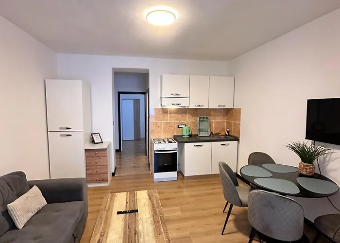 Apartament Crolivia Near Arena, Center Of Pula